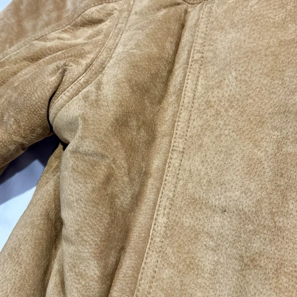 Bill Blass features wear